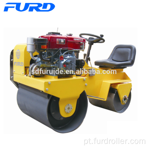 Mini compactador de rolo de estrada diesel refrigerado a água de 800 kg (FYL-850S)